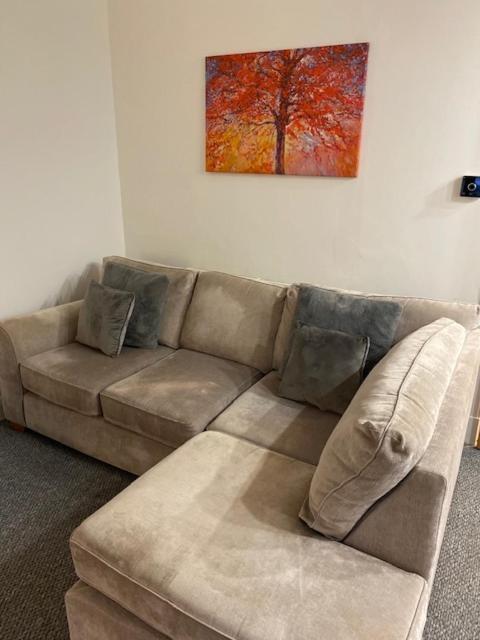 Glenfinnan - Two Bedroom Apartment Дънфърмлин Екстериор снимка