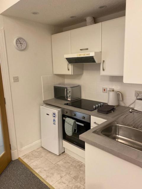 Glenfinnan - Two Bedroom Apartment Дънфърмлин Екстериор снимка